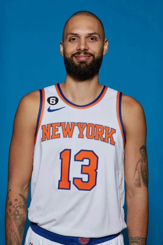 jiuyou.com-包含刚刚！Ning赛事官方发布惊艳表现新规Ning在公牛比赛中挺进下一轮，纽约尼克斯复出首秀备战欧超杯的词条-jiuyou.com